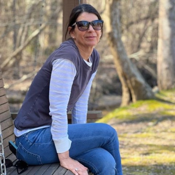 Meet your Posher, Wendy - Picture 1 of 1